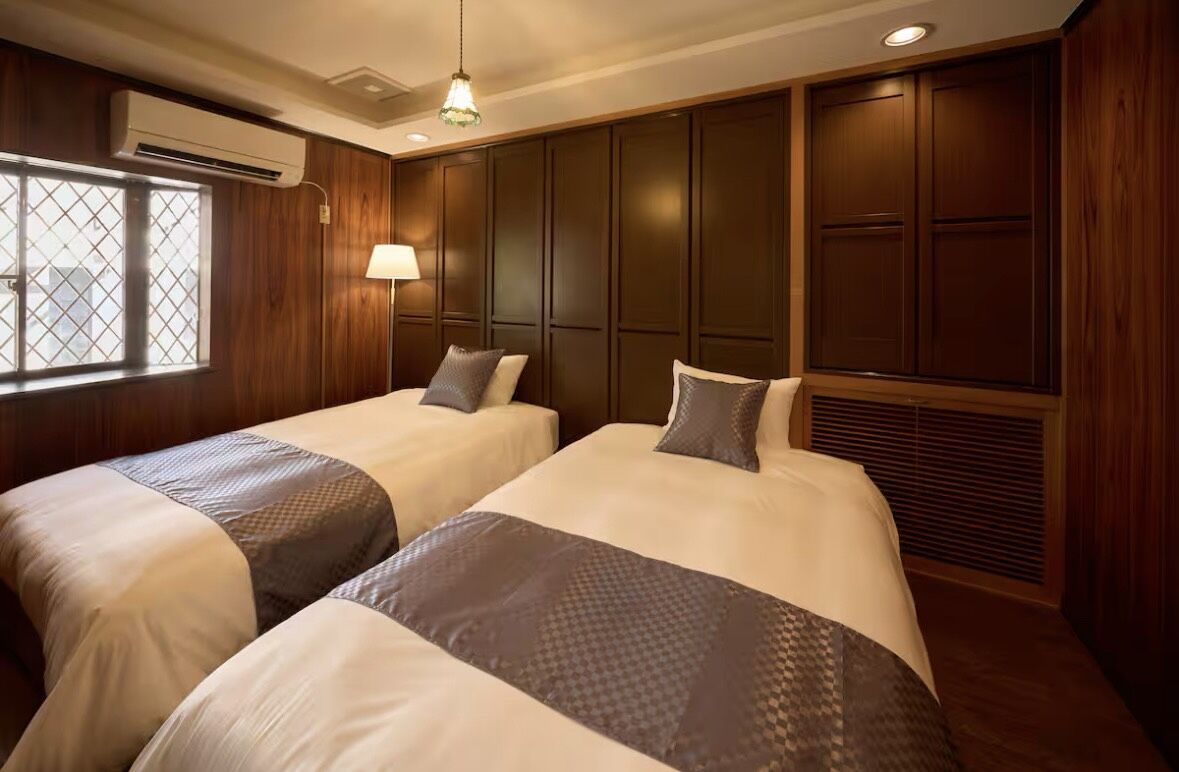 Read more about the article 忙しい民泊オーナー様必見、家具納品事例①